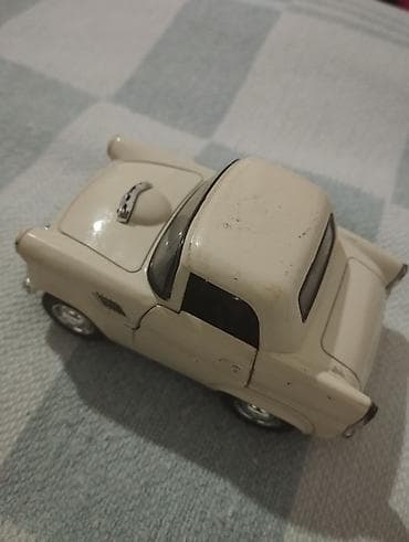 Kolleksiya üçün oyuncaq avtomobil – retro kupe model - Material — 3