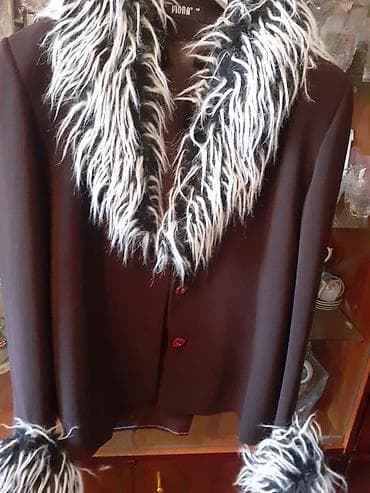 Костюмы: Брючный костюм женский шоколадного цвета с отстегивающимся меховым — 1