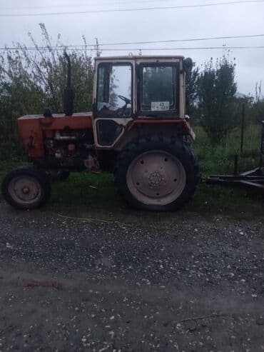 traktor zapçast: Traktor – kabinəli, arxa qoşqu çəkmək üçün yedəyi ilə - Marka/model — 9
