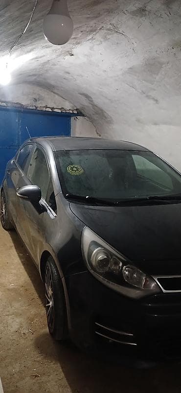 mersedes diski teker: Kia Rio hatchback - Kuzov: 5 qapılı hatchback, tünd boz rəng - — 10