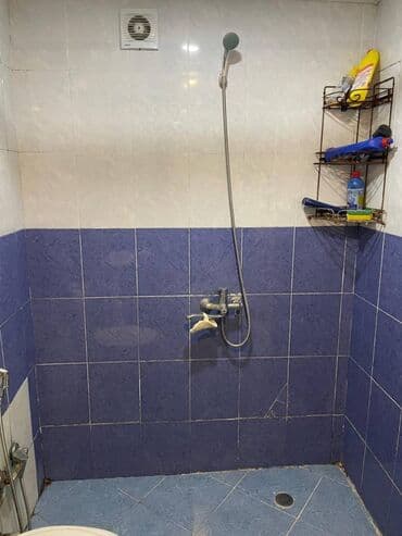 20ci sahdə kirayə ev: Gənclik metrostansiyasının yaxınlığı,Abu arenanın yanında,9 — 8
