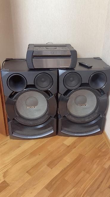 Musiqi mərkəzi satılır hər bir funksiyası işləyir karoke var 2nvan lalafo.az -da Musiqi mərkəzi satılır hər bir funksiyası işləyir karoke var 2nvan