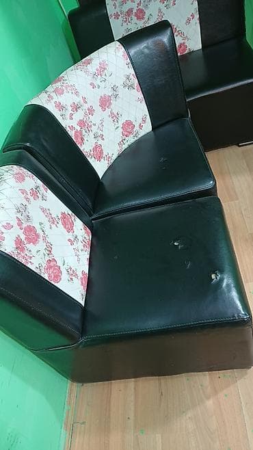 bağ stulu: Burinci səkildə olan 2 dənəsi 30 azn hamısı biryerdə 80 azn — 4