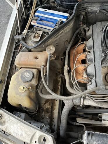 turbo az c class: Mercedes-Benz 190: 2 l | 1991 il Sedan — 22