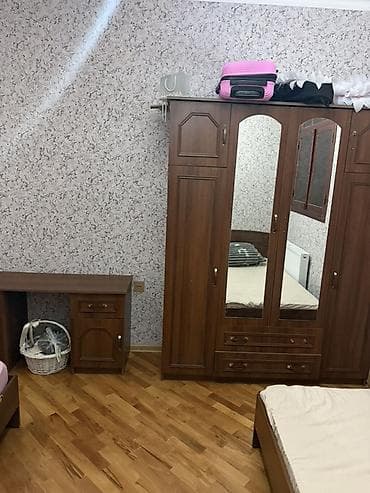 ev peci: Bir xanim qalir bir nefer Seligeli xanim axtarirljr. İshleyen olmasi — 6