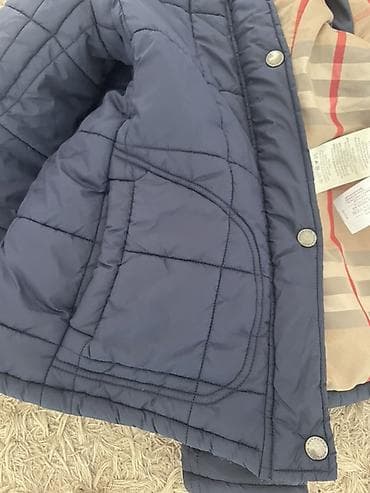 kiton kurtka: Burberry London qadın şişmə gödəkçə - Rəng: tünd göy (navy) - Daxili — 4