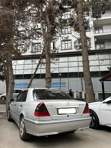 mercedes sprinter satilir: Mercedes-Benz C 180: 1.8 l | 1999 il Sedan — 2