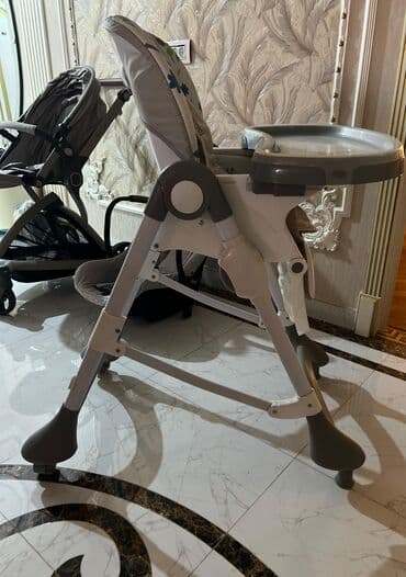 Uşaq yemək stulu - Rahat və geniş oturacaq: yumşaq yastıqlı, rəngli