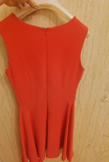 Qırmızı rəngli, dizdən yuxarı uzunluqda ziyafət/party donu. - Model — 2