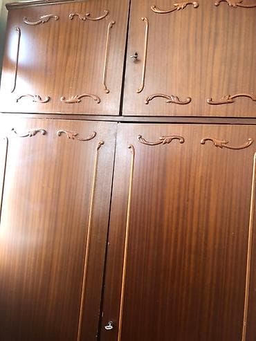 Klassik taxta geyim dolabı - Material: taxta/şpon, qəhvəyi klassik lalafo.az -da Klassik taxta geyim dolabı - Material: taxta/şpon, qəhvəyi klassik