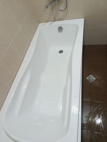 usaq vanna: Akril vanna – klassik ağ rəngdə, ergonomik forma. Xüsusiyyətlər: - — 1