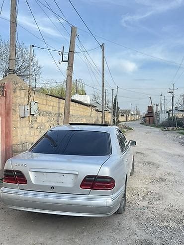 vaz 2106 diskleri: Mercedes-Benz E 320: 3.2 l | 2000 il Sedan — 4