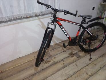 qalin tekerli velosiped: VISTA dağ velosipedi - Güllə kimi qara-qırmızı rəng sxemi, VISTA — 3
