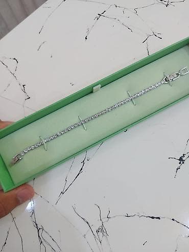Şəxsi əşyalar: Bilərzik, Swarovski — 6