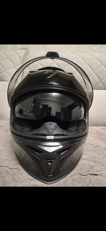 elektrik motorlar: •Scorpion EXO-520 AIR SOLID Black, M ölçü •Özünün original intercomu — 6