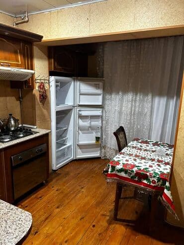 şəhər bağları mənzil satılır: Bakı, Köhnə Günəşli, 3 otaqlı, Köhnə tikili, 70 kv. m — 9