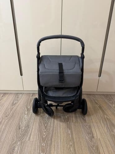 uşaq üçün qırmızıpapaq kostyumu: Klassik gəzinti arabası, Chicco, Yaş: 12-18 ay — 10