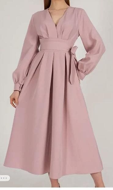 yun corab: Pudra çalarlı qadın paltarı – zərif və eleqant dizayn - Uzunluq — 1