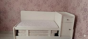 Oğlan və qız üçün, İşlənmiş, Dördbucaq, Beşik, Dəst ilə, Matras ilə, Yellənmə mexanizm ilə — 2