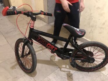 peg perego: Uşaq/BMX üslublu velosiped - Rəng: qara-qırmızı - Çərçivə: BMX tipli — 1