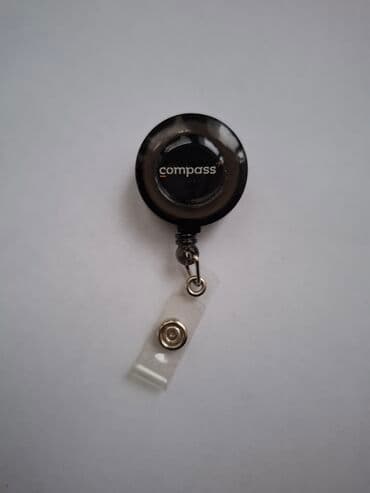 Masaüstü dəstlər: Məhsul: Compass markalı çəkilə bilən badge/ID kart tutacağı - Rəng — 1