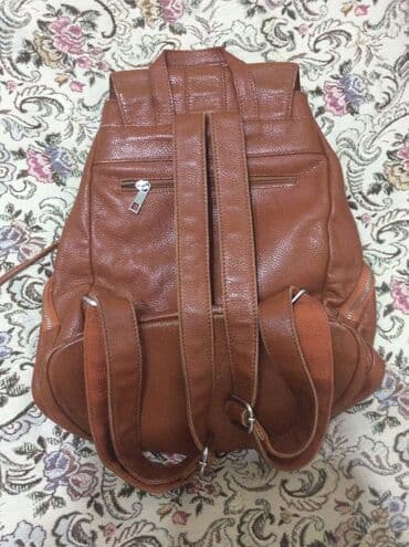 спортивки россия в бишкеке: Стильный рюкзак из натуральной кожи, цвет рыжий, в отличном состоянии — 3