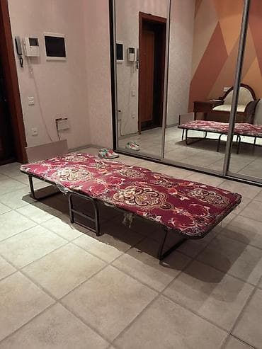 Metall karkaslı qatlanan çarpayı - Rahat daşınma və saxlama üçün