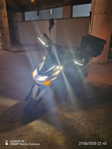 - 150, 150 sm3, 2022 il, 19000 km