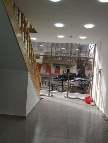 sumqayitda arenda obyekt: 28 may metrosuna yaxın 2 mərtəbəli,sahəsi 75 kv/m olan, 3 otağlı — 4