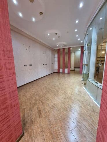 офис: İceri seher nizami metrosuna yaxin yerləşən 4 otaqli ofis yerləsən — 3