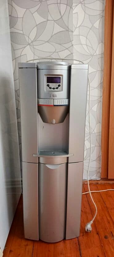 Dispenser Döşəməüstü, Su isitmə ilə