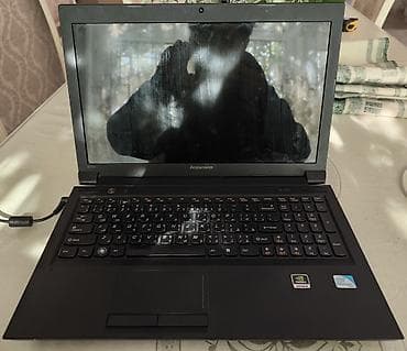 Lenovo: Lenovo noutbuk ofis və gündəlik işlər üçün ideal. 4Gb ram, 300gb — 6
