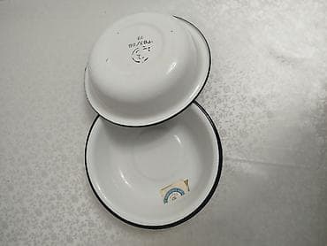 profil dəmir: Emallı dəmir vedrə və 2 ədəd emallı dərin qab Vədrə: - Həcm: 12 litr — 4