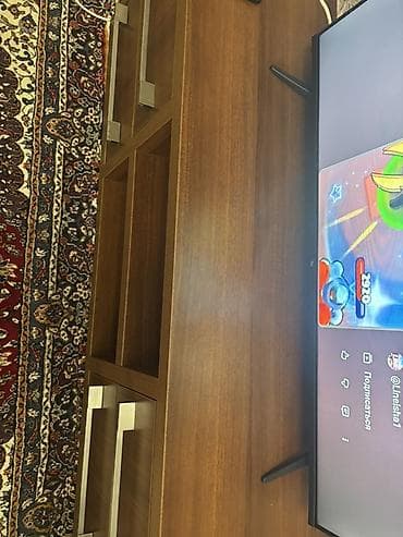 tv altliq: Düz TV altlığı, Polkalı — 2