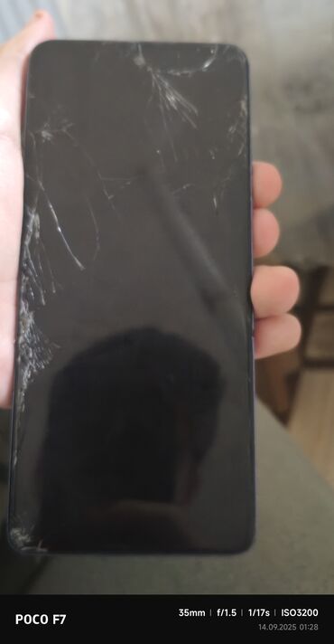 телефон fly champ: Tecno Spark 10 Pro, 256 ГБ, цвет - Синий, Отпечаток пальца, Беспроводная зарядка, Две SIM карты — 1