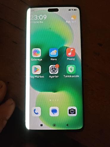 Xiaomi 13 Lite, 256 GB, rəng - Qara, 
 Qırıq