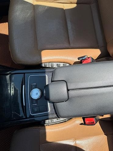 mersedes kapot: Mercedes-Benz E-Class sedan - Korpus: qara rəng, xrom detallar, 17" — 6