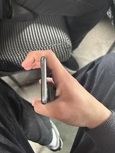 Техника и электроника: IPhone 11, Черный — 5