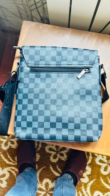 seleme pul verilir 2021: Çiyin çantası, Louis Vuitton — 3