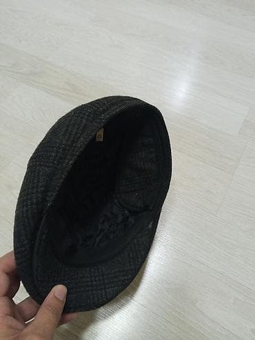 dini paltarlar: Kişi üçün klassik ingilis stili “newsboy/flat cap” papaq. - Rəng — 4