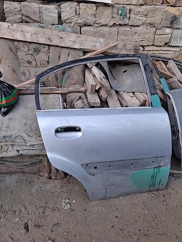 suzuki ehtiyat hisseleri: Sol arxa, Kia Rio — 2