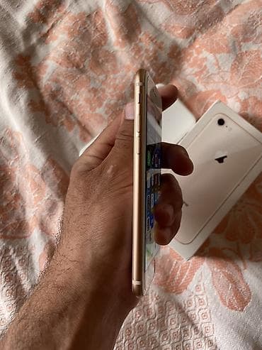 ucuz telefonlar ayfon: IPhone 8, 64 GB, Qızılı, Barmaq izi — 5