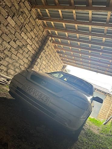 opel meriva: Maşnda hecbir problem yoxdur otur sür maşndı mator bez nomerdi senede — 1