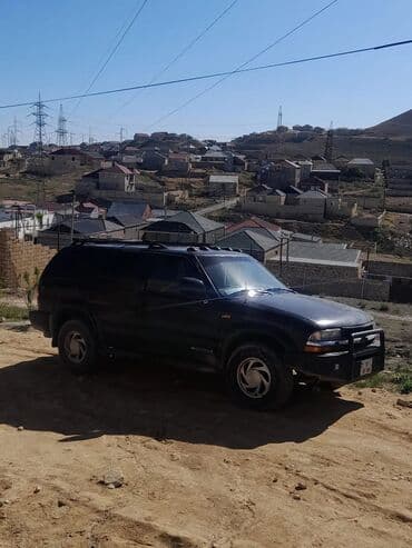 ekskavatör satışı: Chevrolet Blazer: 4 l | 1997 il 505050 km Universal — 3