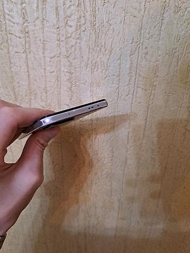 redmi note 14s: Poco F4, 128 GB, rəng - Ağ, Sensor, Barmaq izi, Face ID — 3