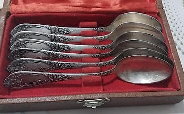 ballı bitkisel macun: Antik üslubda qaşıq dəsti - Tərkib: 6 ədəd metal yemək qaşığı - — 2