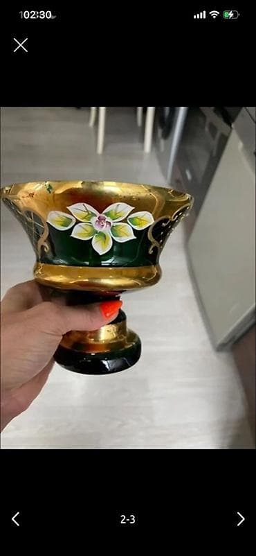 yuxuda stakan gormek: Yaşıl şüşədən hazırlanmış bəzək qabları (2 ədəd dəst).cutu 50 m - — 2