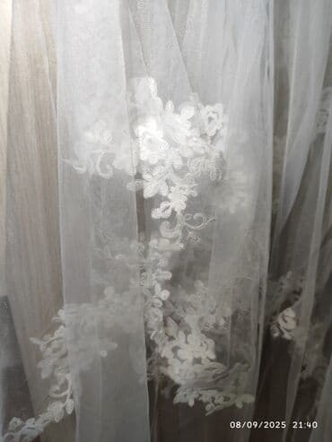 фата койноктор: Gəlinlik – güpür və çiçək işləməli - Rəng: ağ az moloçnuluq var — 12