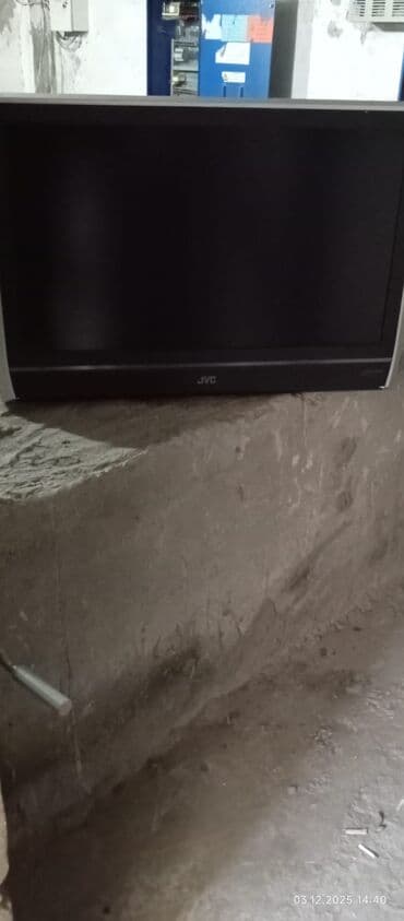 tevizorlar: Televizor JVC LCD 32" — 1