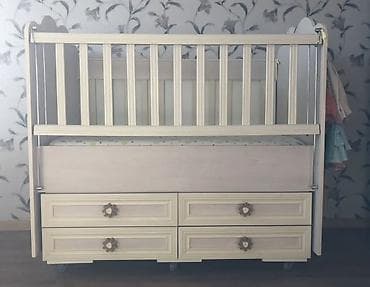 seyf satilir: Для девочки и мальчика, Четырехугольная, Колыбель, Без бортиков, С матрасом, Без механизма качания — 1